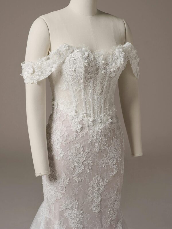 Maggie-Sottero-Takera-Fit-and-Flare-Wedding-Dress-25MB941A01-Alt104-IV002