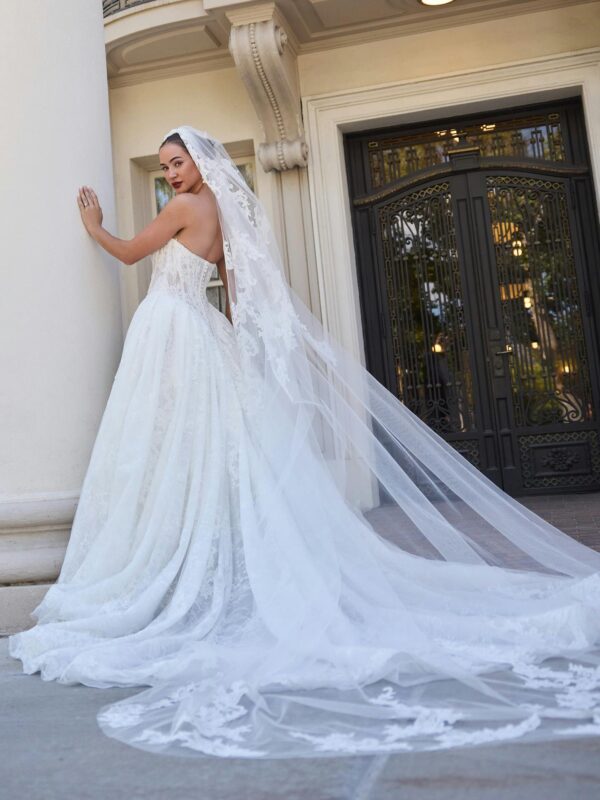 Sottero-and-Midgley-Zulani-Ballgown-Wedding-Dress-26SS471A01-PROMO14-IV002